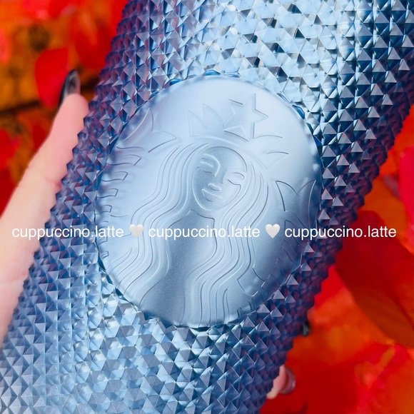 ✨NWT❄️Starbucks 2023 Blue Silver Icicle Ombre Bling Studded Venti Tumbler - Picture 3 of 7